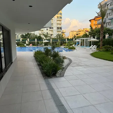 Best Home Apartment *