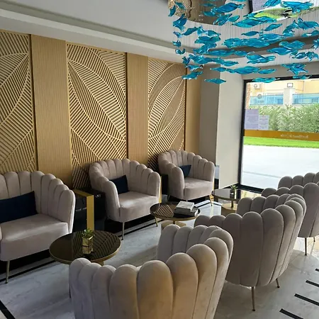 Best Home Apartment *